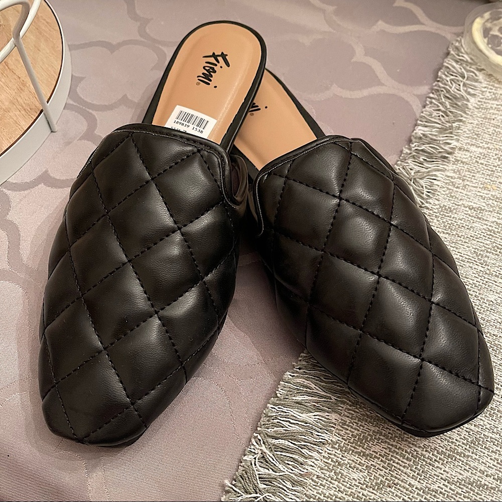 Fioni Black Genoa Quilted Mules